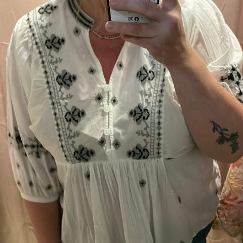 Leigh Top
