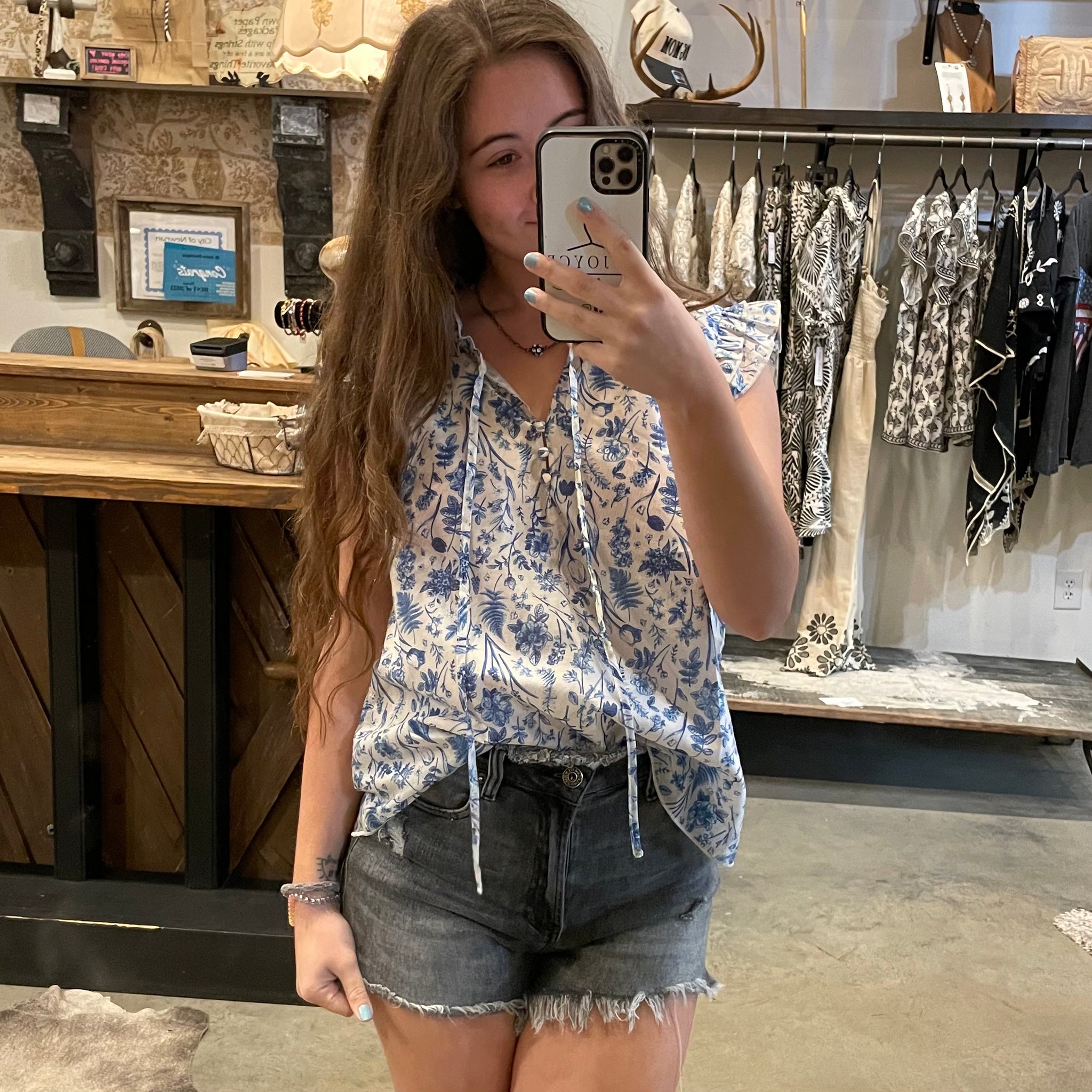 Versailles Top