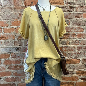 UMGEE YELLOW SHIRT WITH PRINT ON THE BACK AND FRAYED AT HEM